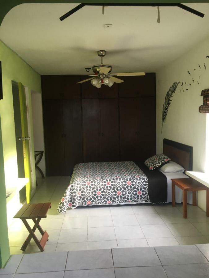 Violeta'S House Apartment Канкун Екстериор снимка