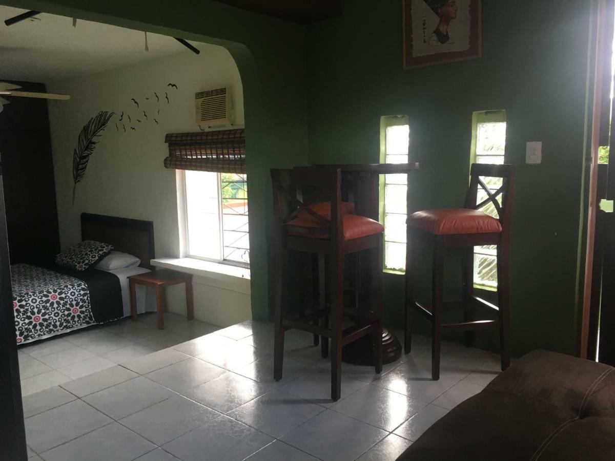 Violeta'S House Apartment Канкун Екстериор снимка